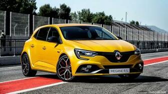 Renault Megane R S Trophy Front Three Quarter HD