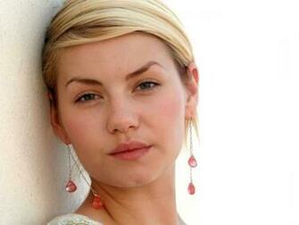 Elisha Cuthbert Wallpaper