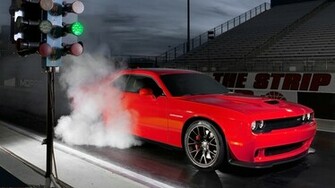 Dodge Challenger Srt Burnout Wallpaper HD Car