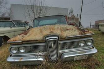 Slideshow Vintage Edsel Car And Courthouse On South Main