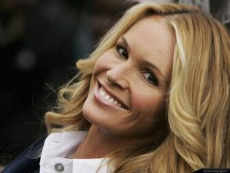 Elle Macpherson Wallpaper High Resolution And Quality