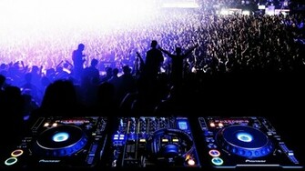 Live Concert Dj Wallpaper HD Cool Walldiskpaper