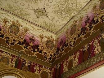 Antique Chandelier In Living Room With Handpainted Plaster Medallion