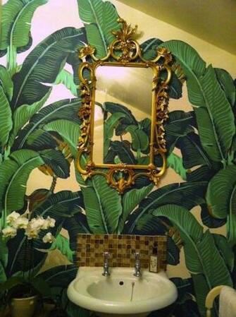 Banana Leaf Accessories Inspired By Hinson Martinique Wallpaper