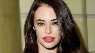 Chloe Bridges HD Wallpaper