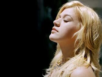 Kelly Clarkson Wallpaper Beautiful