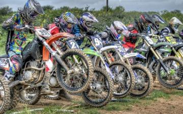 Rate Select Rating Give Dirt Bike Racing
