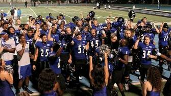 Dewberry Interception Clinches Football Win Eastern Illinois