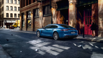 Vehicles Porsche Panamera HD Wallpaper