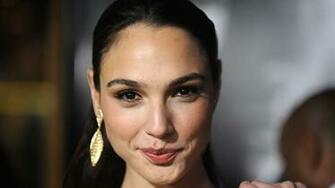 Gal Gadot HD Wallpaper