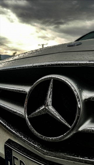 Mercedes Amg iPhone Logo Wallpaper