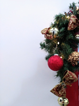 iPhone Christmas Wallpaper Tree Decor