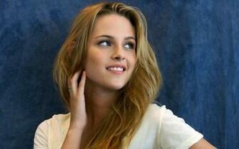Kristan Stewart New Hot HD Wallpaper Hollywood Universe