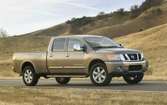 Nissan Titan King Crew Cab Xe Le Se Widescreen