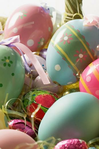 Easter Egg Simply Beautiful iPhone Wallpaper