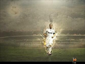 Jugadores De Real Madrid Guti Haz Y Raul Gonzalez Blanco