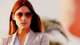 Jennifer Carpenter As Lt Debra Morgan With Sunglasses HD Wallpaper