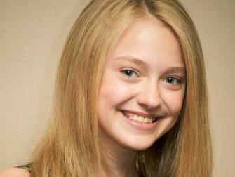 Dakota Fanning HD Wallpaper