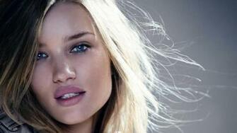 Rosie Huntington Whiteley HD Wallpaper