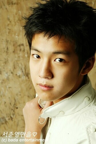 Suh Joon Young Profile Korean Actor And Wallpaper Celebrity Status