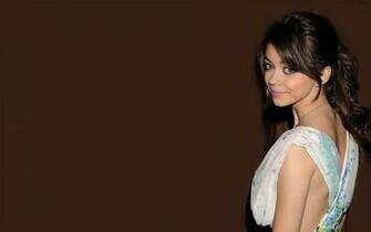 Sarah Hyland HD Wallpaper Background Image Id