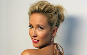 Anna Camp Wallpaper