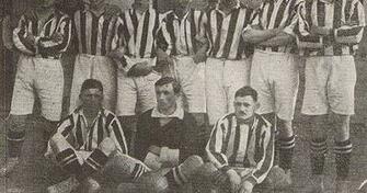 Ks Cracovia Club Polaco Fundado El De Junio