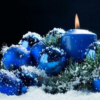 Christmas Candles Wallpaper For iPad