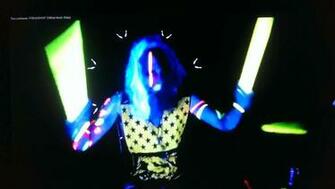 Glow In The Dark Body Painting Art Cool Wallpaper