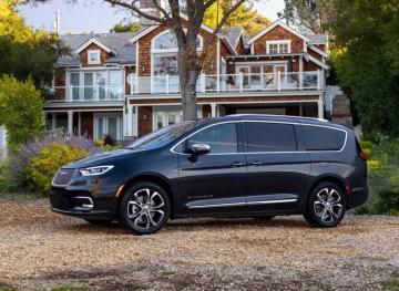 Chrysler Pacifica Pinnacle Awd Side Wallpaper Newcarcars