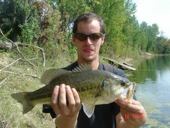 Black Bass Photo Picture Image And Wallpaper