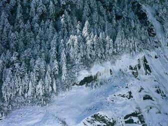 Chinese Snowscape Wallpaper