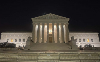Supreme Court Building Night Wallpaper