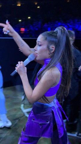 Ariana Grande Sweetener World Tour Cambrige