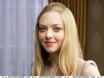 Amanda Seyfried Wallpaper