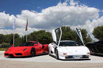 Lamborghini Vs Ferrari Wallpaper