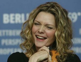 Michelle Pfeiffer Wallpaper Popular