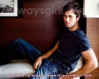 Deanne Morrison Enrique Iglesias Wallpaper HD