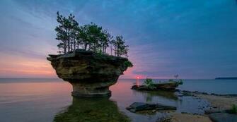 Michigan Lake Huron Sunset Rock Trees Landscape Wallpaper Background