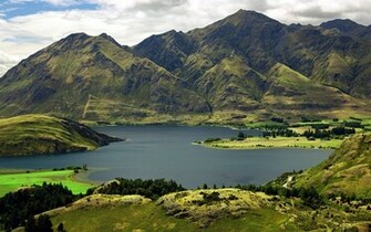 New Zealand Lake Wannaka