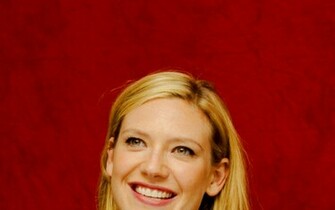 Anna Torv Wallpaper