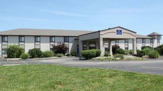 Centerstone Inn And Suites Carlyle Lake Best Hotel In Illinois
