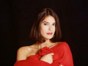 Teri Hatcher HD Wallpaper New