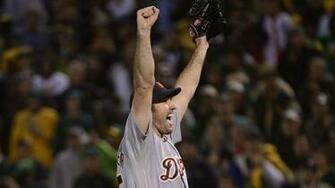 Alds Game Justin Verlander Dominates As Tigers Win