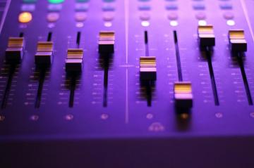 Sound Pictures Hq Image
