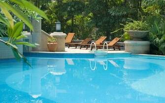 Swimming Pool Wallpaper