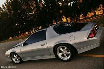Your Ride Chevrolet Camaro Iroc Z28 Motor1 Photos