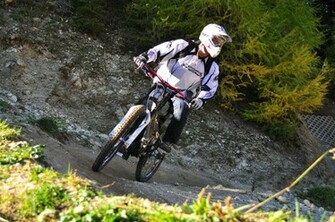 Downhill Mountain Bike Wallpaper