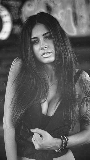 Pretty Tattoo Girl 3wallpaper iPhone Les Wallpaper Du Jour