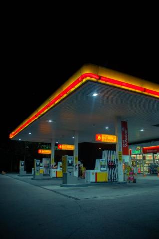 Petrol Pump Pictures Image